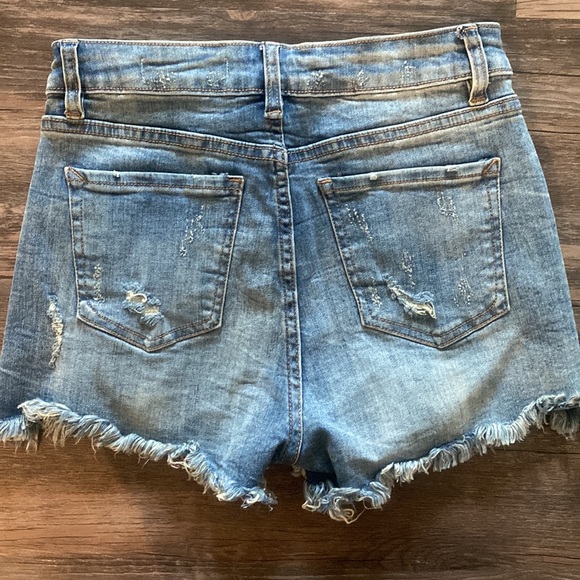 High Rise Denim Shorts - Picture 3 of 4